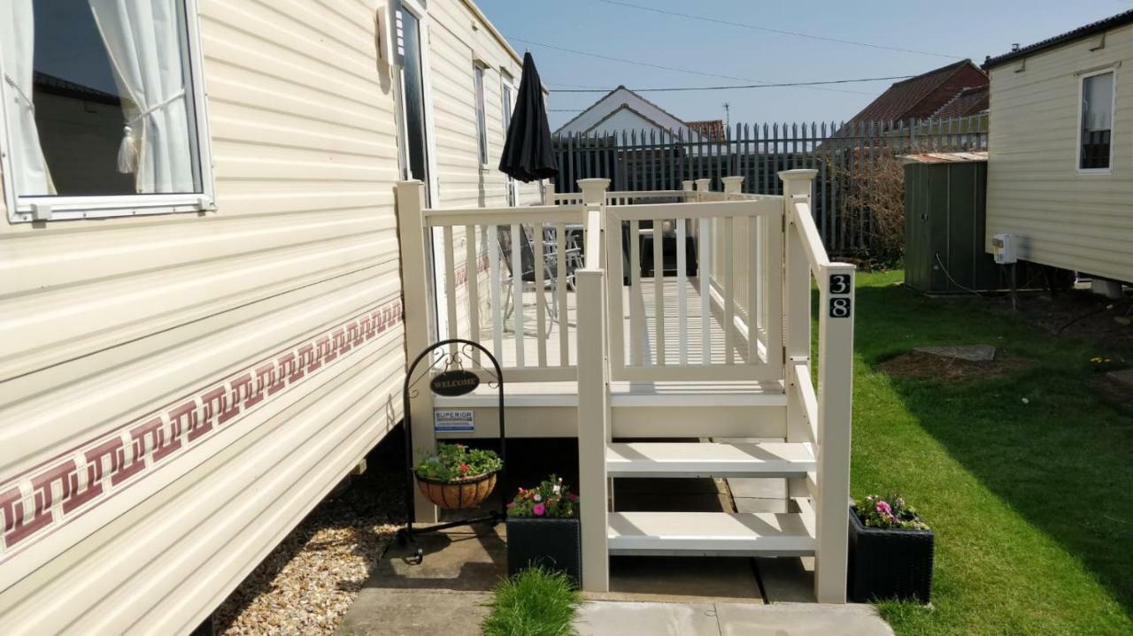 8 Berth Sealands Campsite *