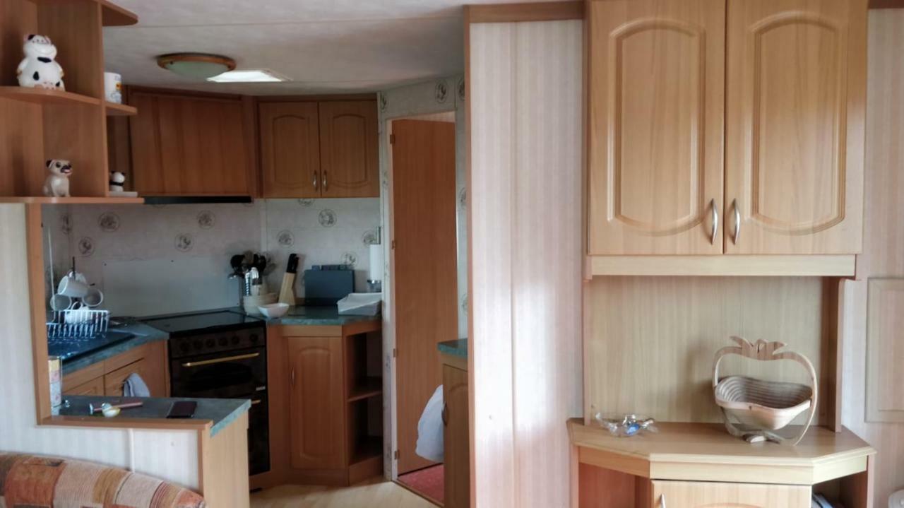 8 Berth Sealands